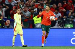 九游官方登录入口-欧国联四分之一决赛现场直击，西班牙胜波兰晋级的简单介绍