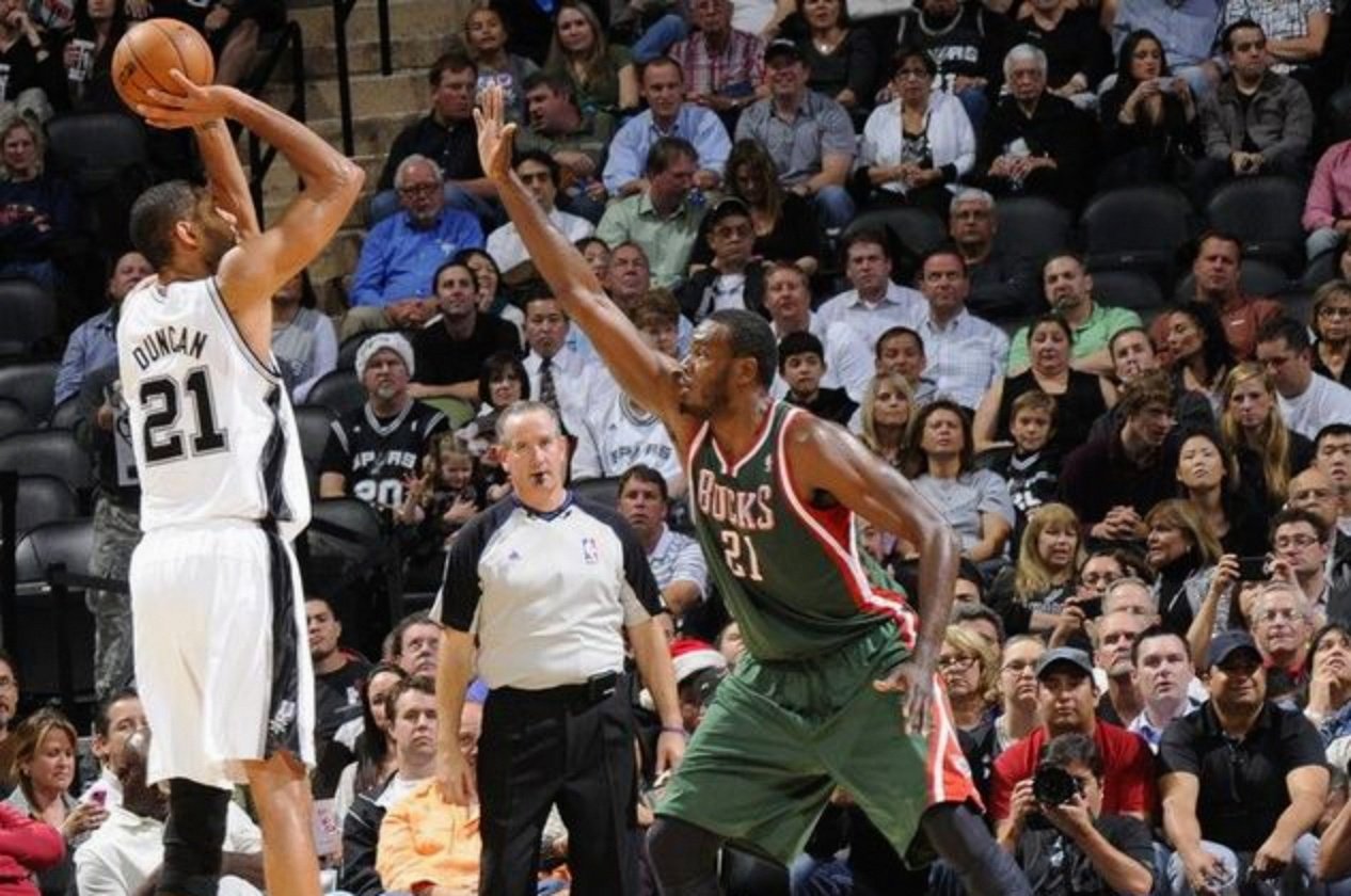 队伍实力对决，谁能占据上风？比赛即将展开！的简单介绍