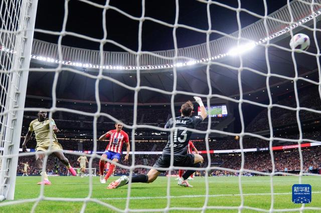 关于格拉纳达在主场迎来一场精彩战役的信息